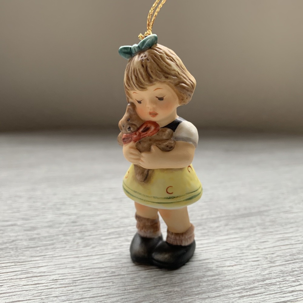 Studio Hummel 3-pc Set Goebel Berta Hummel Christmas Ornaments (Set 8) 96038 - Picture 7 of 16